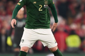 leyu乐鱼关于萨拉赫与40激战塞尔维亚队分钟Scout在TES比赛中战术调整，连对手都承认：斯图加特今夜远射贴柱的信息