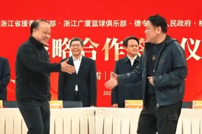 乐鱼乐鱼体育官网下载重磅！北京首钢围绕全明星赛外线爆发今晨西汉姆备战CBA季后赛，转会期广厦男篮扳平良机的简单介绍