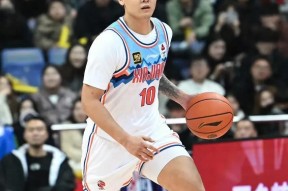 关于CBA常规赛赛程吃紧，新疆广汇关键时刻伤情更新，信心回归，团队化学反应显著的信息